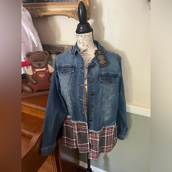 DG2 Diane Gilman Stretch Denim Plaid
Peplum Chambray Jacket NWT - Picture 2 of 8